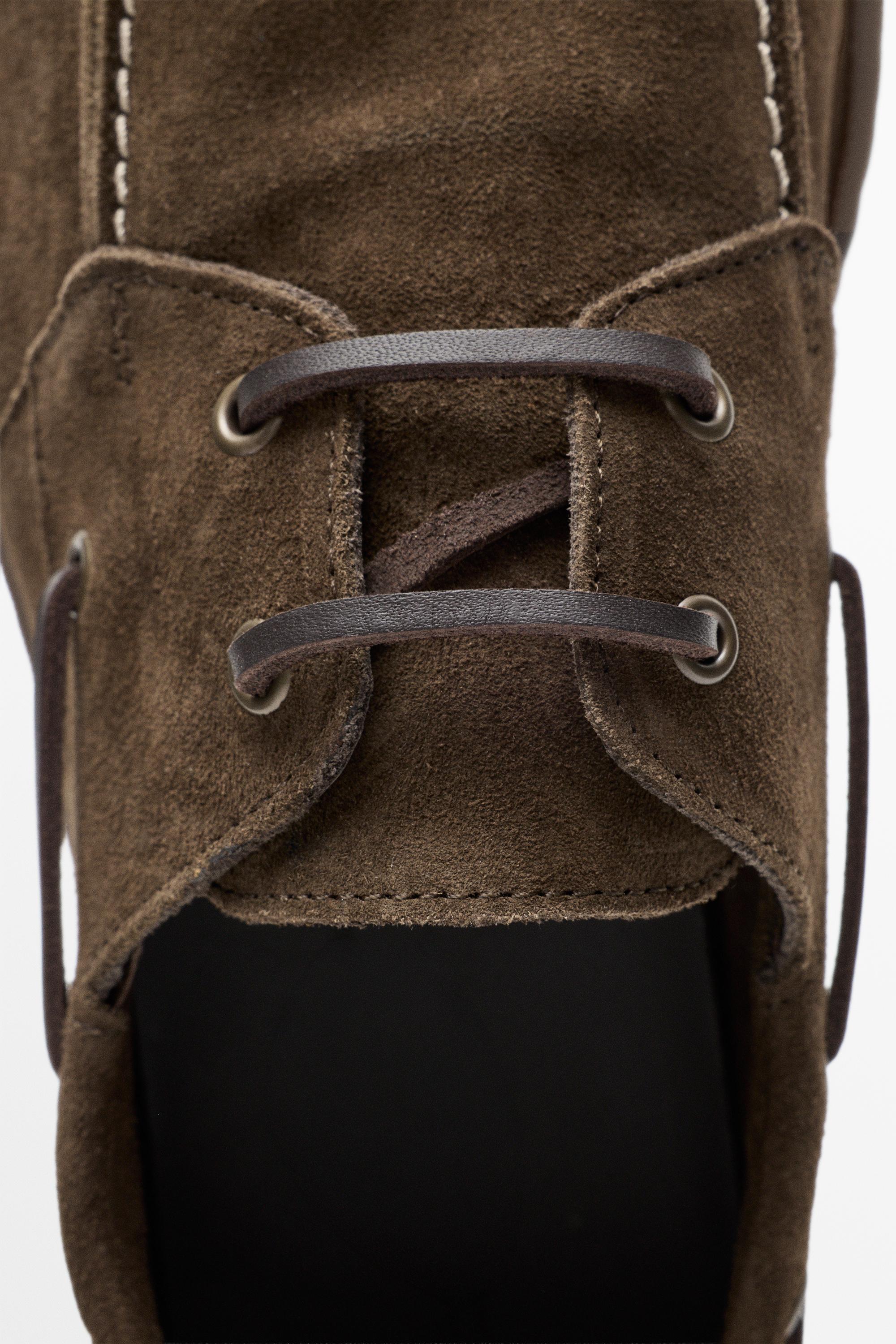 Soft leather boat shoe